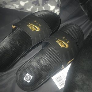 Nike slides